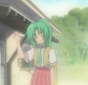 925